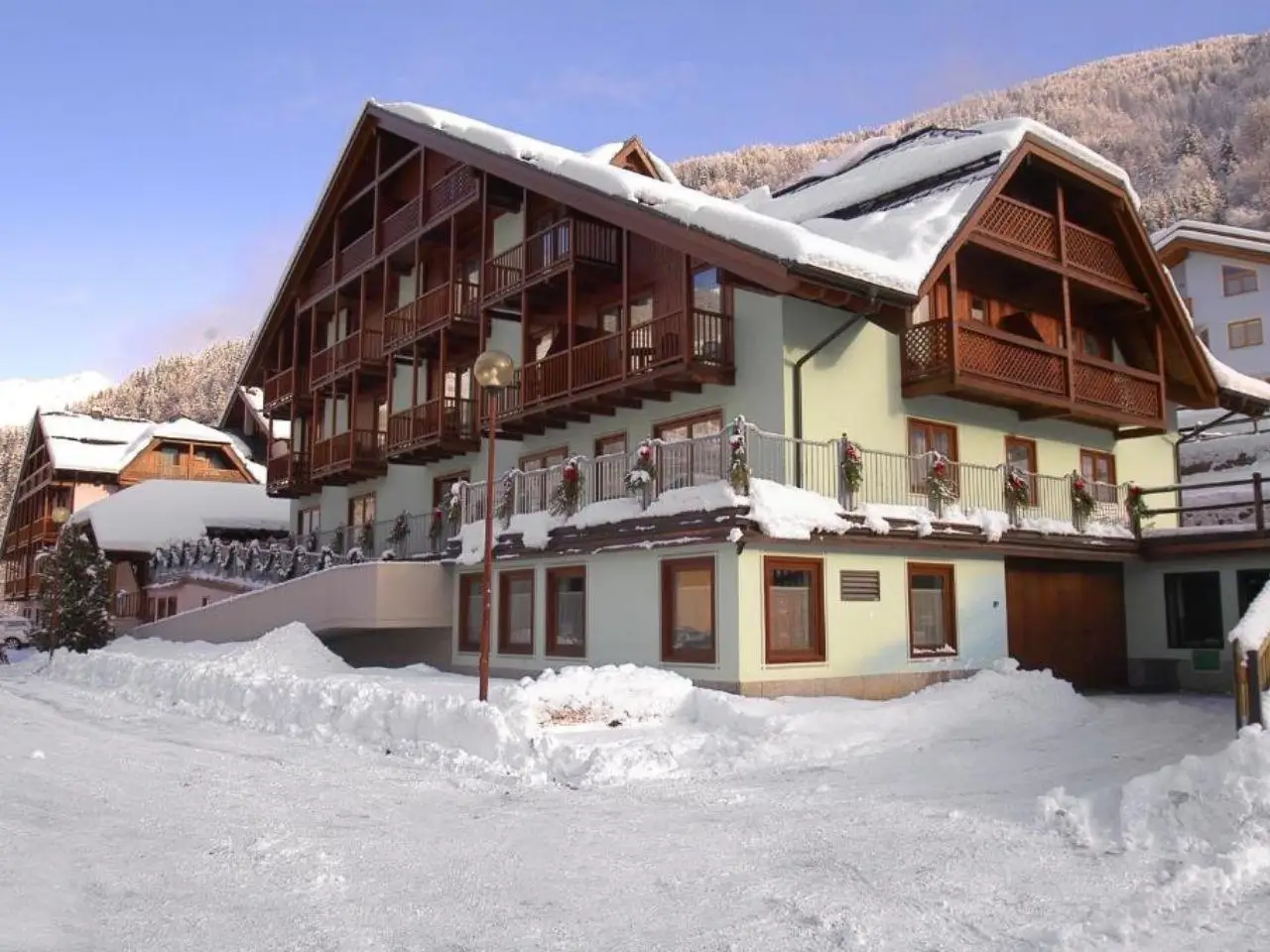 Wygoda Family autokarem - hotel Domina w Pejo